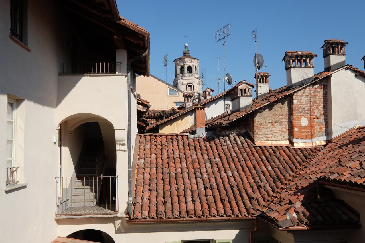 Palazzo Sacco Hostello Fossano Exterior photo