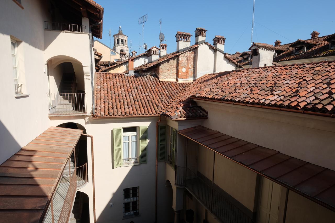 Palazzo Sacco Hostello Fossano Exterior photo