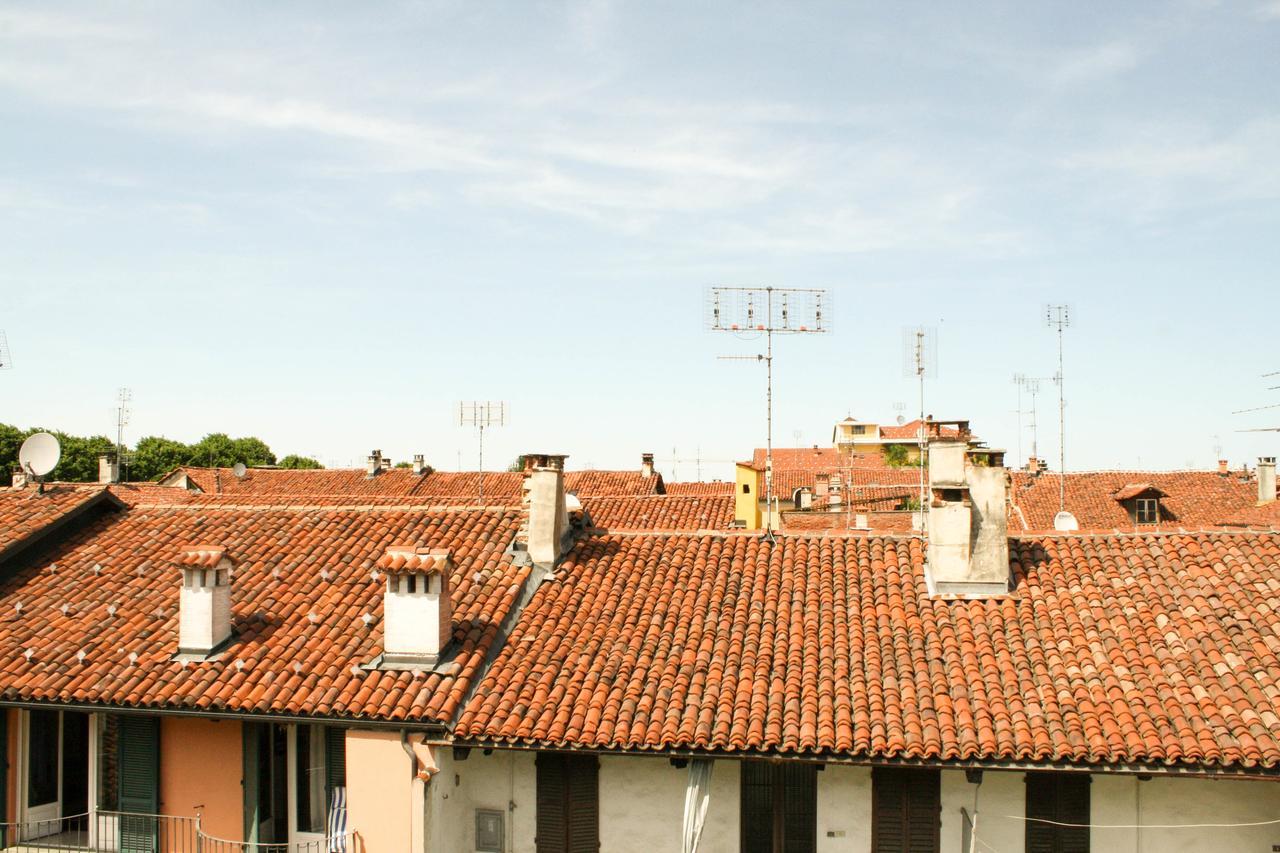 Palazzo Sacco Hostello Fossano Exterior photo