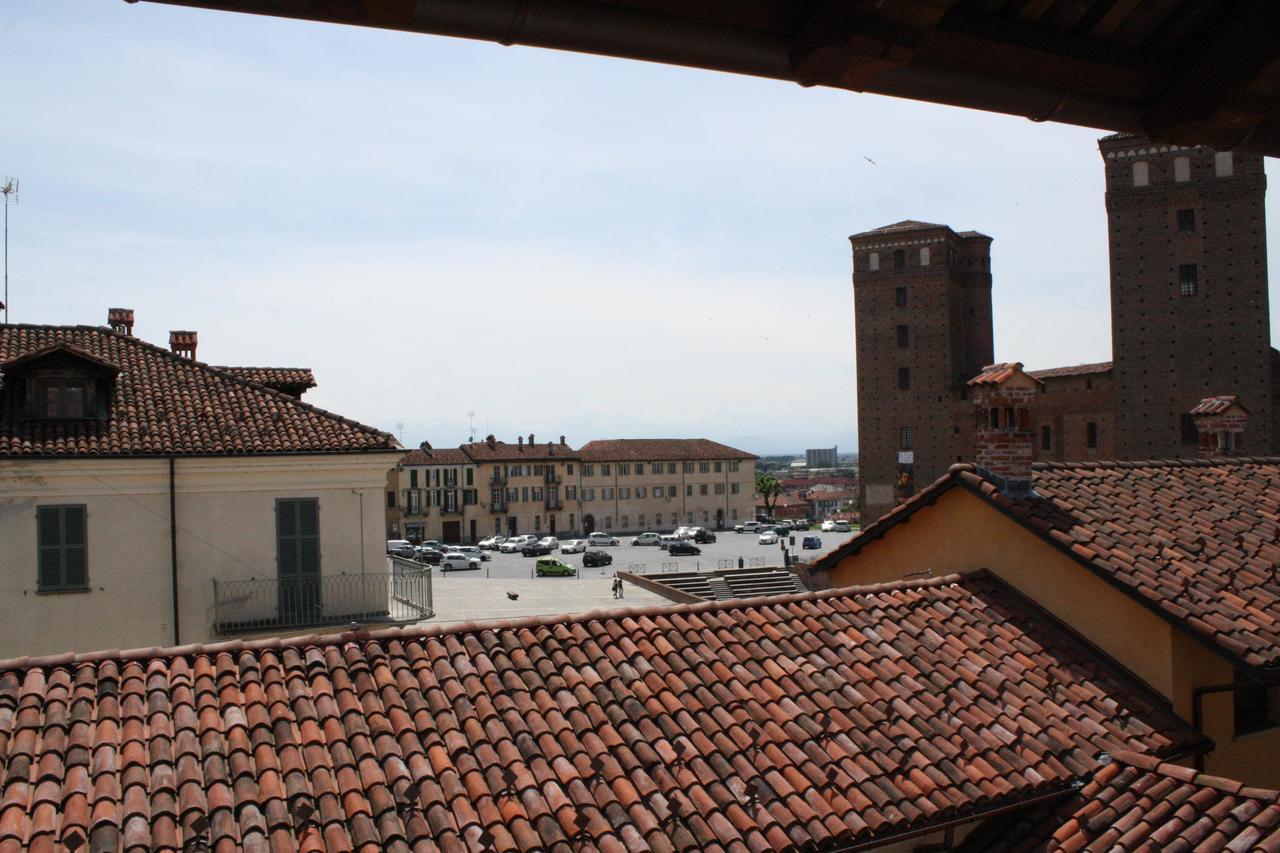 Palazzo Sacco Hostello Fossano Exterior photo